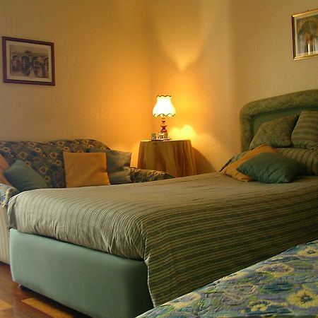 פדארה Villa Caterina B&B חדר תמונה